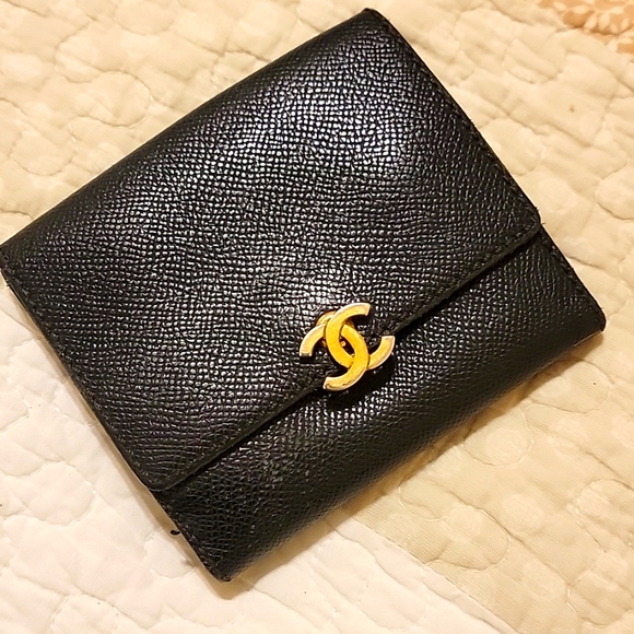 CHANEL Handbags - Vintage Chanel wallet